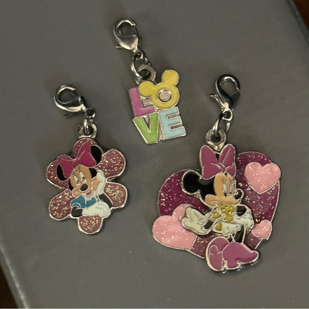Y2K Disney Parks charms